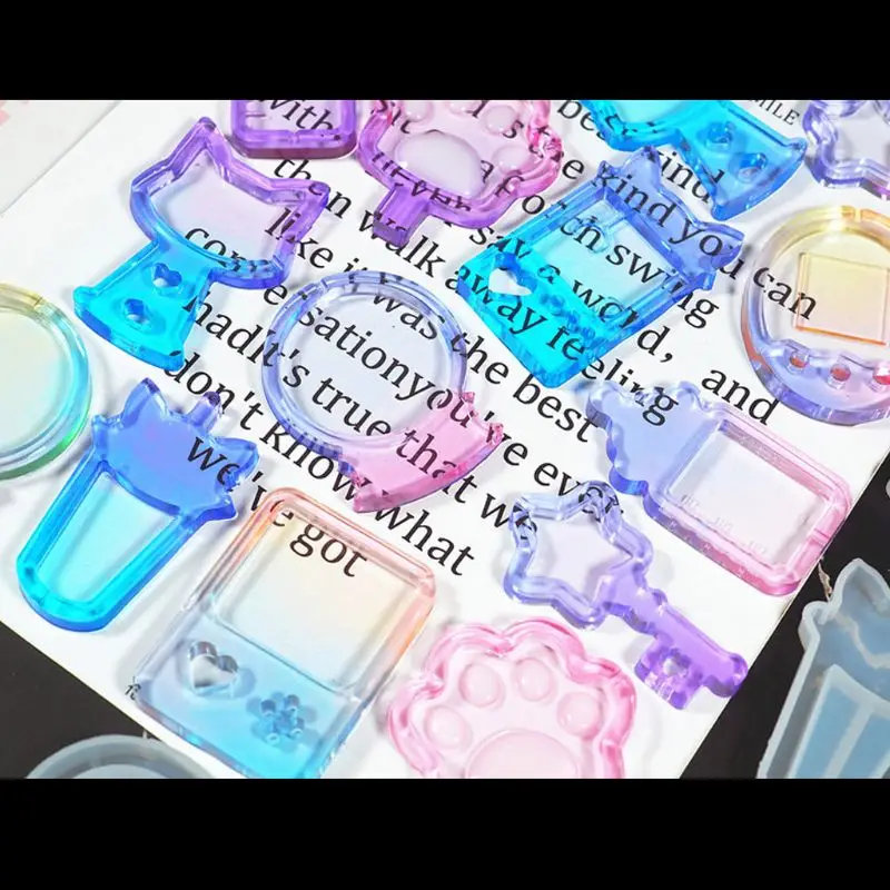 

Quicksand Cat Paw Game Console Epoxy Resin Silicone Mold Jewelry Pendant Tools