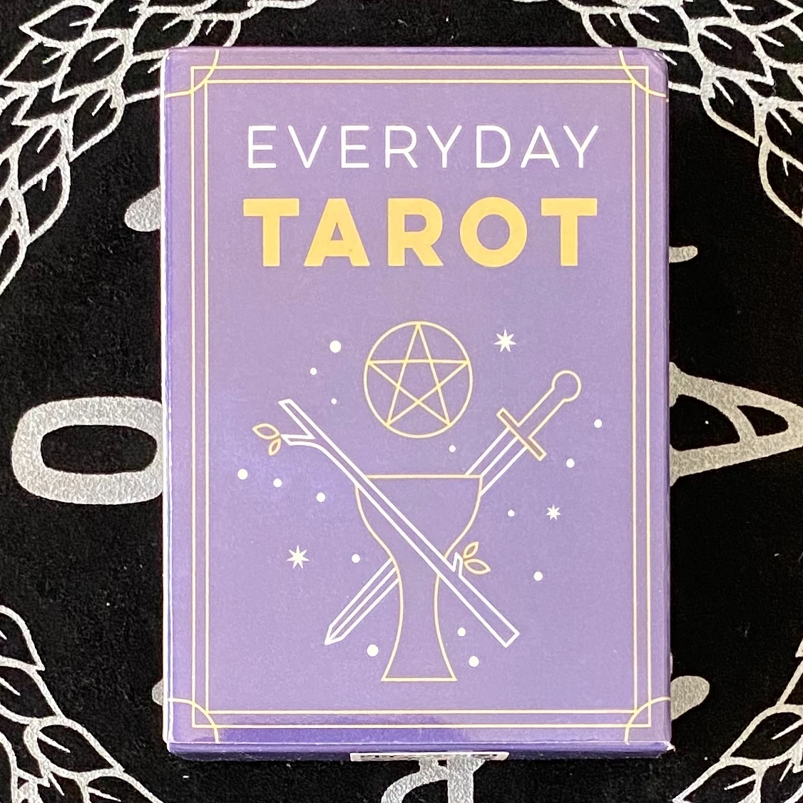

Everyday Tarot Cards Tarot Deck Cards English Version Oracle Cards for Divination Fate Beginners Tarot Deck Board Game for Adult