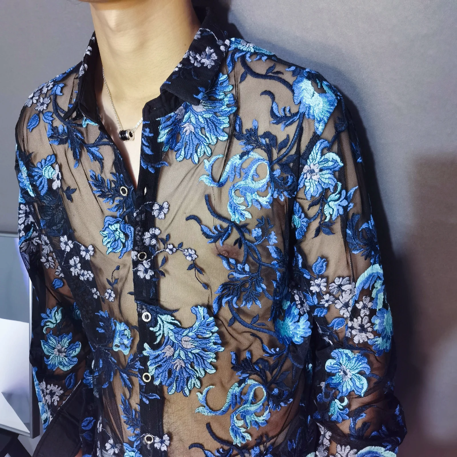 

Chemise Homme Sexy See Through Mesh Shirt Men 4xl Luxury Transparent Shirt Men Embroidery Lace Club Party Long Sleeve Shirts Men