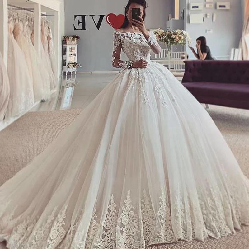 

Verngo Princess Wedding Dress Lace Applique Long Sleeves Bridal Dress For Bride Vintage Boat Neckline Puffy Wedding Gowns Custom