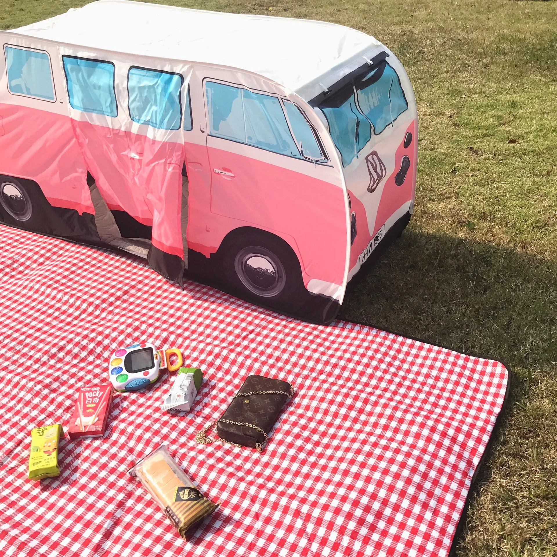 С изображением машинок и автобусов дизайнерская футболка для мальчиков палатка