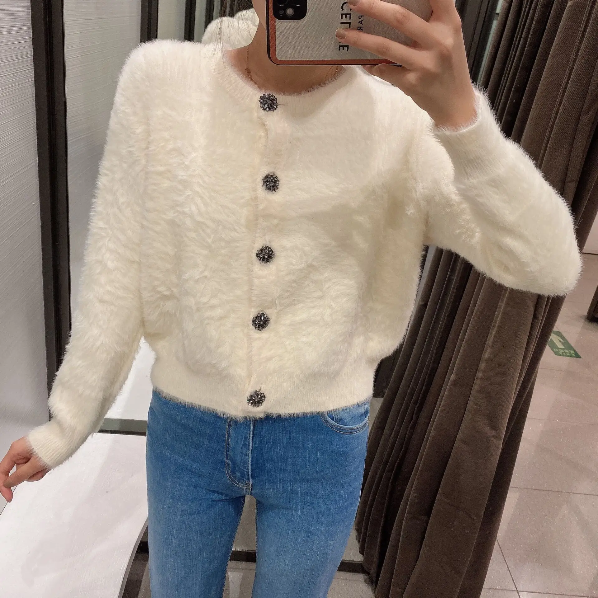 

2021 Winter Sweater Coat Woman Cardigan Long Sleeve Fur Effect Artificial Gem Button Ornament Short Women Coat