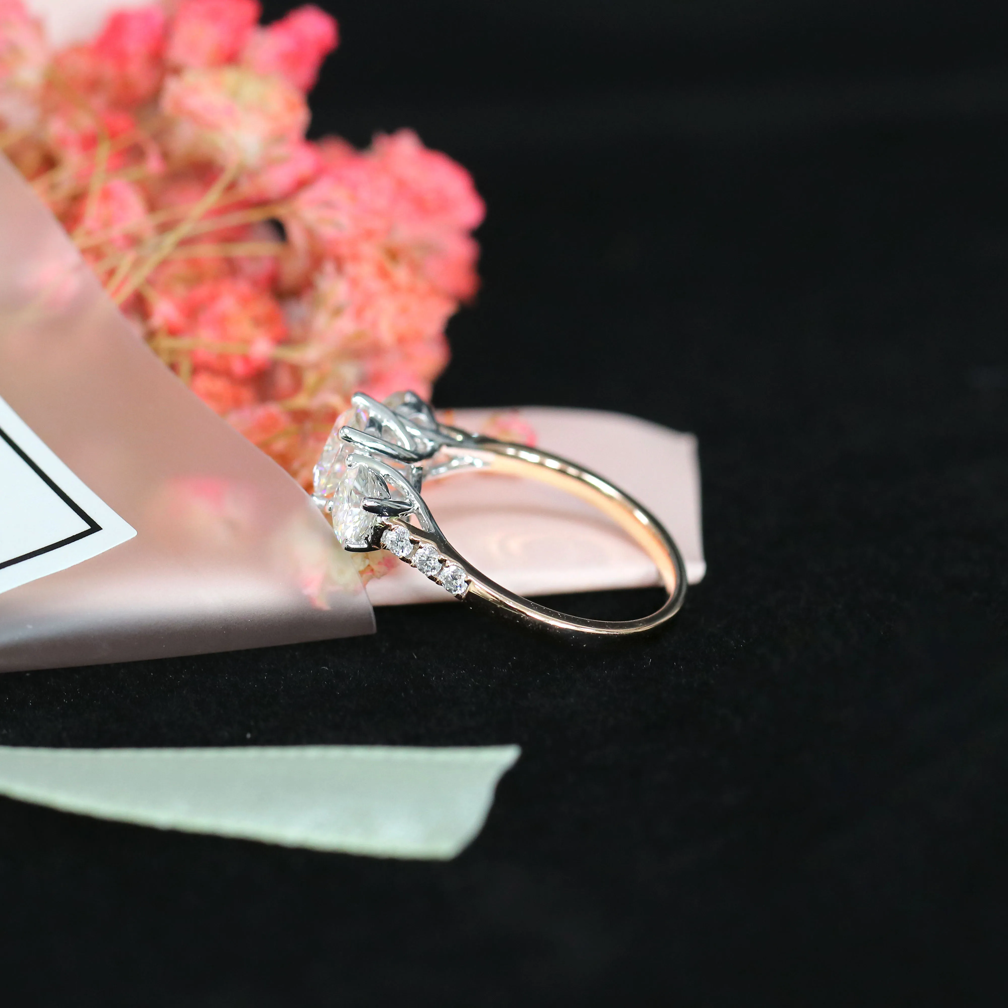 TransGems 14K 585 Два Тона Золотой центр 2CTW F цвет Moissanite обручальное кольцо с