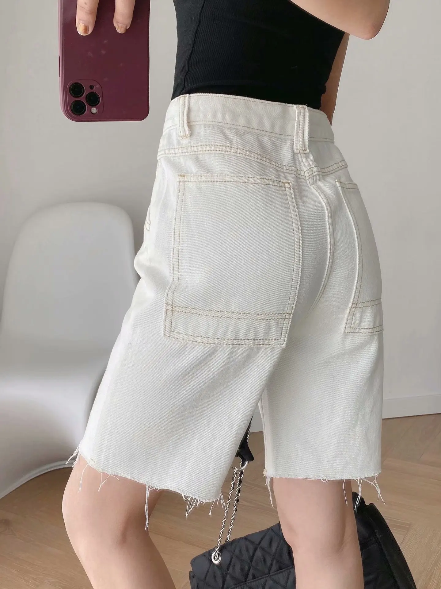 

21 Summer New High Waist Slimming and Wide Leg Middle Pants Women's Straight Hong Kong Style Shorts Denim Shorts