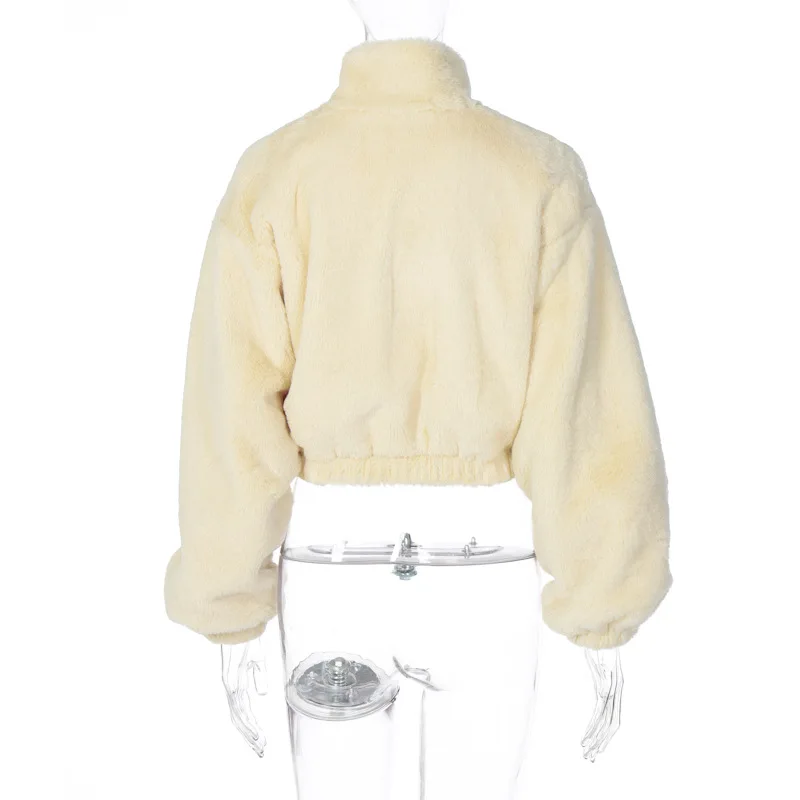 

Coats & Jackets