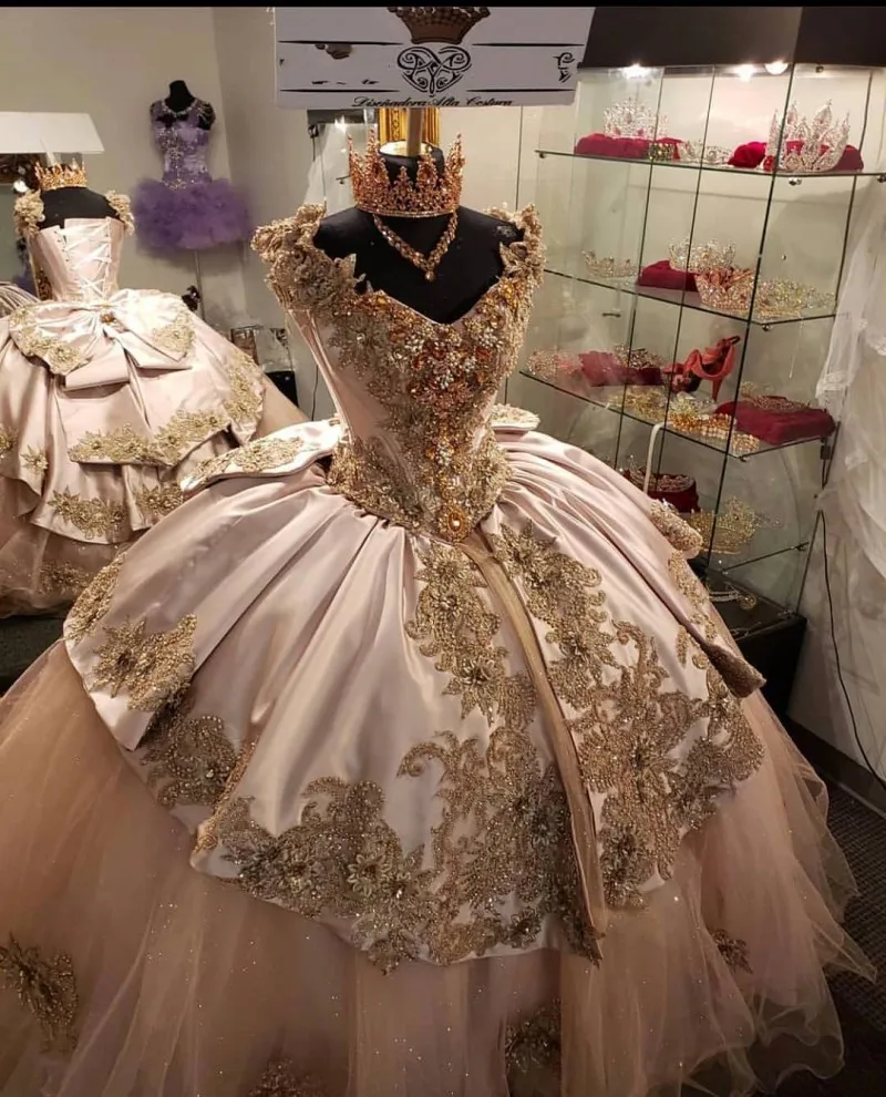 Luxury vestidos de xv años Quinceanera Dresses Appliqued Beaded Corset Ball Gown Prom Sweet 16 Dress robe de princesse fille