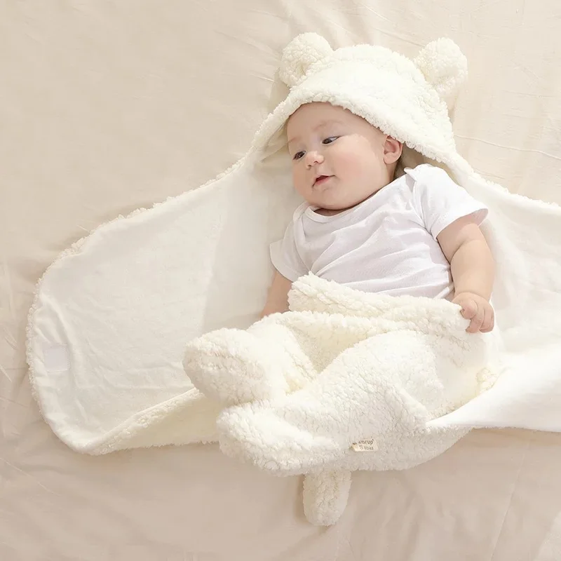 

Autumn and winter European and American newborn plush sleeping bag Cute animal shape divided into legs