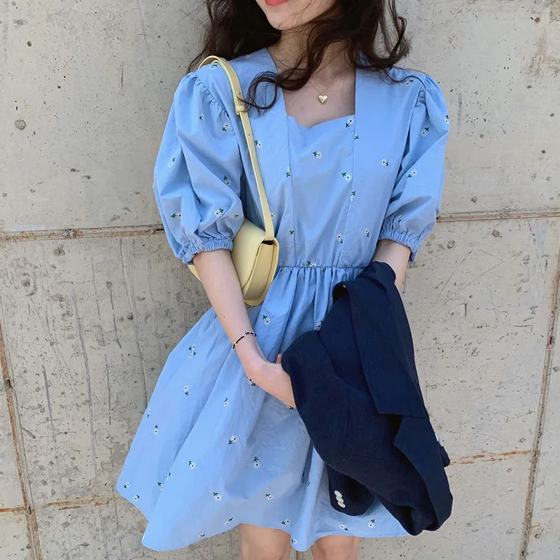 

Женское винтажное платье с коротким рукавом, элегантное свободное платье в Корейском стиле с квадратным вырезом и цветочным принтом, лето ...