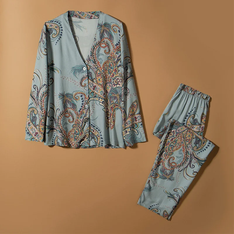 

Spring and Autumn New Style Cotton Viscose Ladies Long-sleeved Suit Feather Big Flower Home Service Pijamas Women