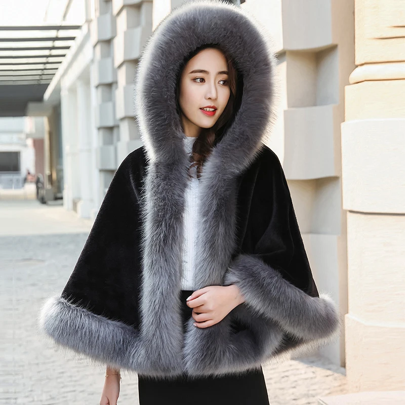 Faux Fur Coat Women 2020 New Winter Elegant Short Artificial Fur Coat Outwear Female Sleeveless Shawl Cloak casaco feminino 2309