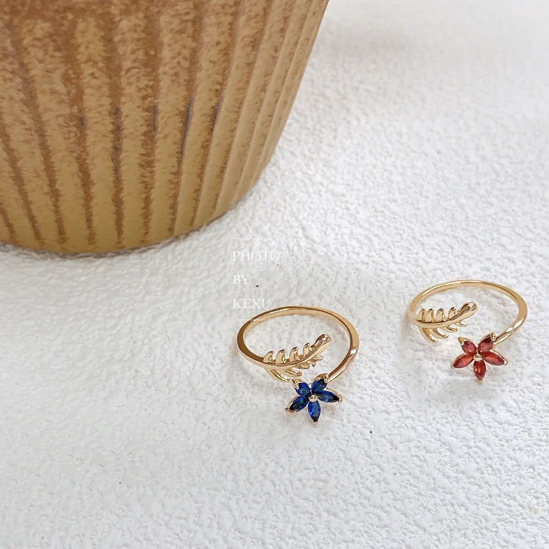 

Vintage French Red Elegant Blue Crystal Flower 2021 Rings Jewelry Copper Plated Gold Opening Adjustable Party Ring for Female