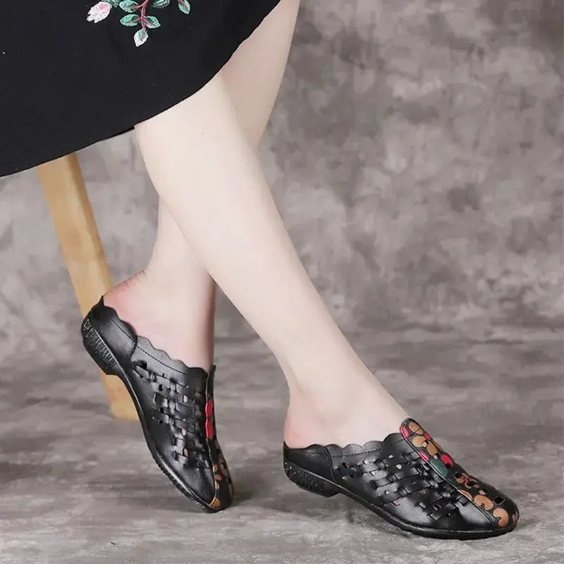 Женские кожаные полутапочки без пятки с мягкой подошвой Новинка лета 2021 плетеные