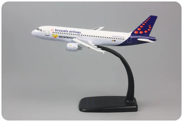 

19CM 1:200 Plastic Air Brussels Airlines Airbus A320 NECKERMANN Airways Aircraft Assembled Assembly airplane model Plane