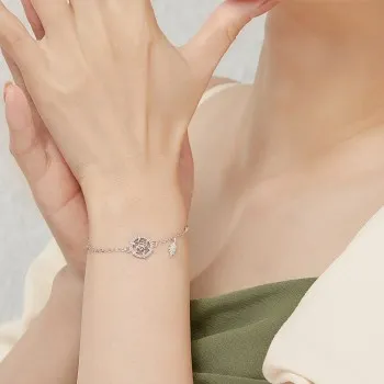 

Sterling Silver Fashion Dream Catcher Shape Pendant Bracelet with zicron
