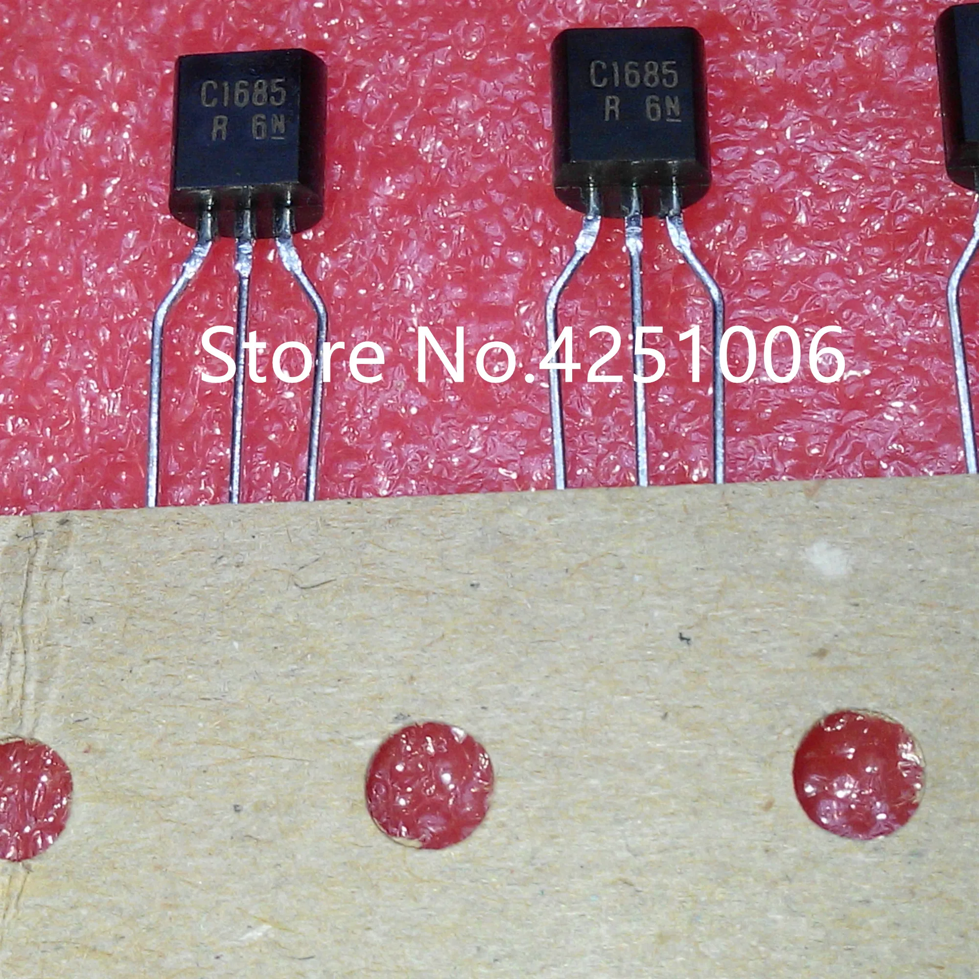 20 шт. трехступенчатая трубка 2SC1685 C1685 TO-92 Power | Электронные компоненты и