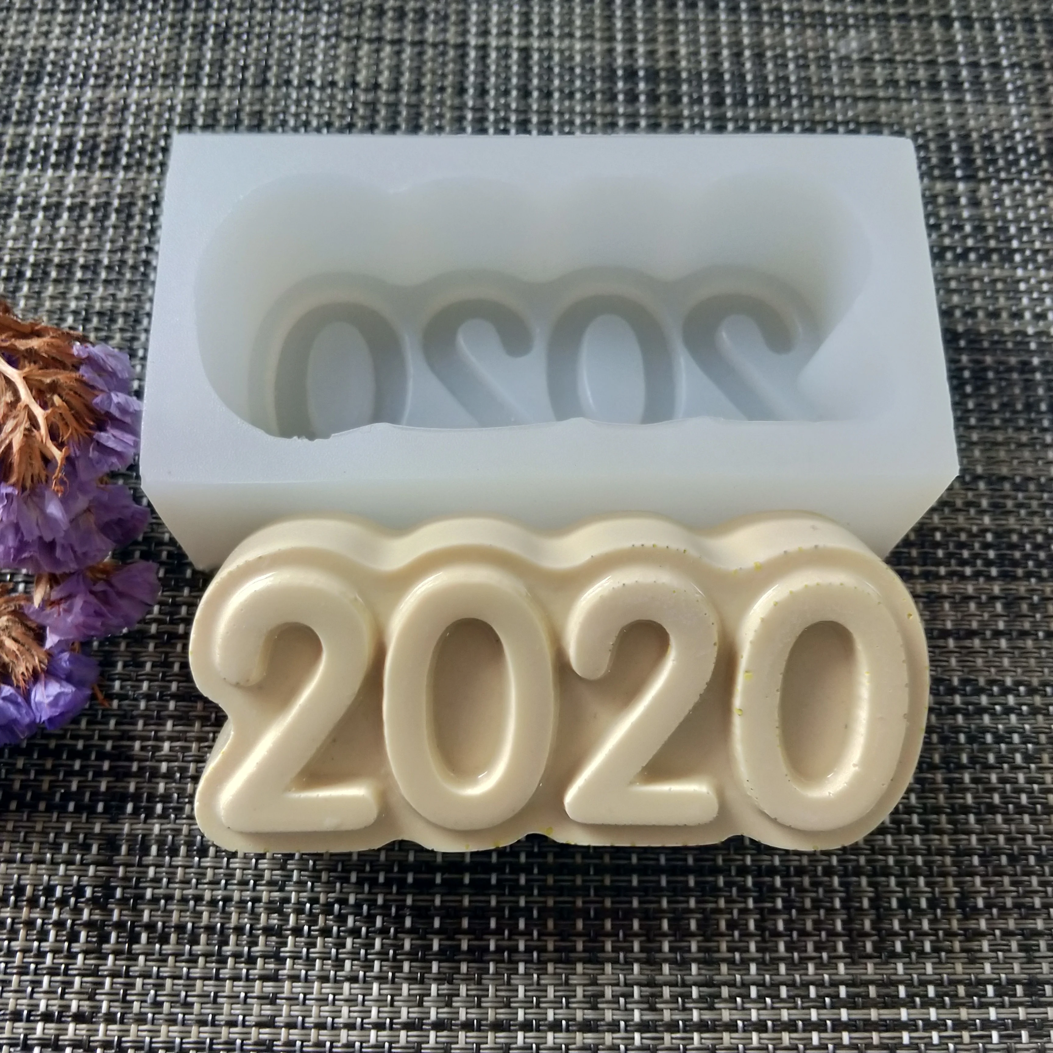 QT0169 PRZY силиконовая форма новогодние формы ручной работы 2020 цифровые для мыла