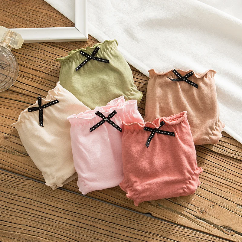 Нижнее белье женское Плиссированное с бантом хлопковые Однотонные трусы