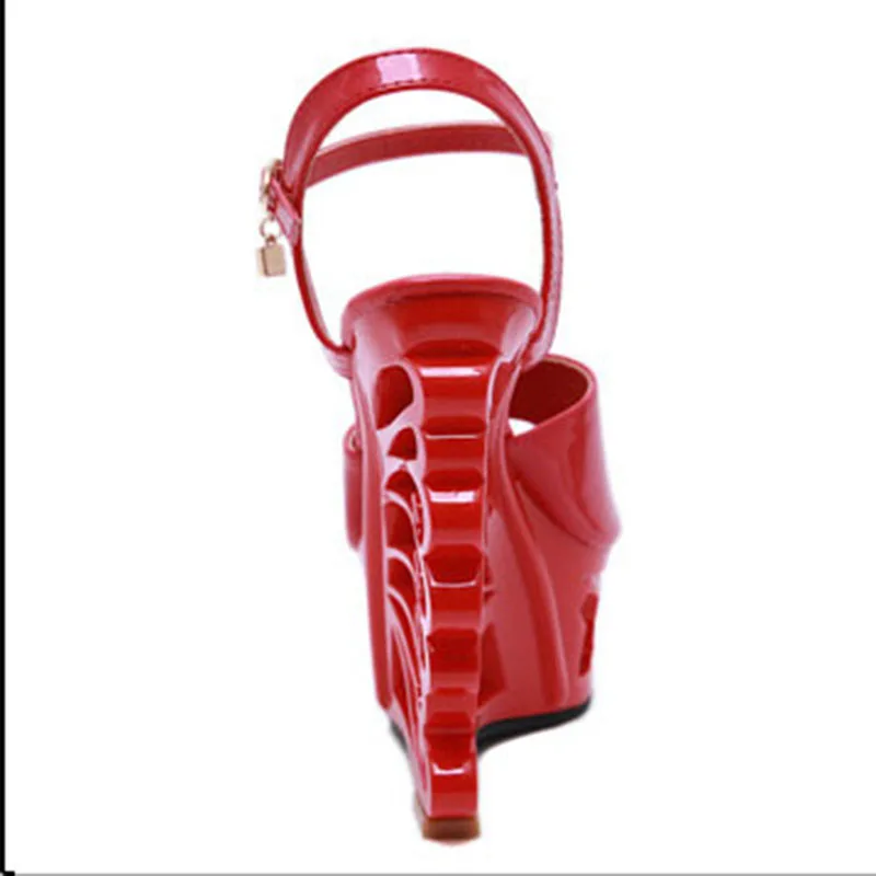 2020 летние модные кожаные сандалии на очень высоком каблуке с пряжкой и