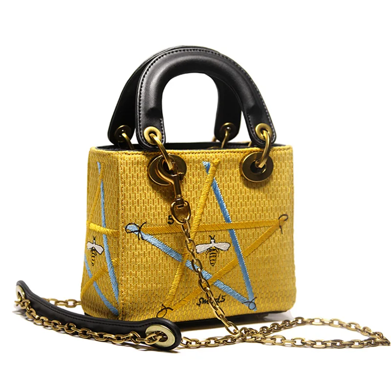 

Heavy craftsmanship, beading, embroidery, geometric patterns, retro handbags, ladies' new fashion, one-shoulder messenger bag