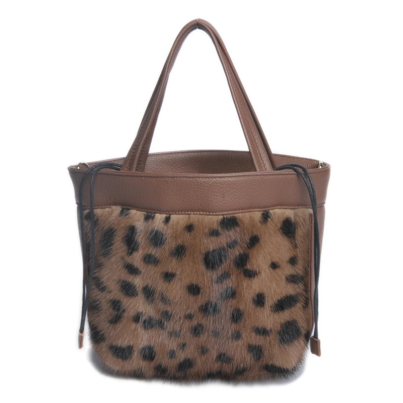 Женская сумка-тоут из натурального меха норки с леопардовым принтом