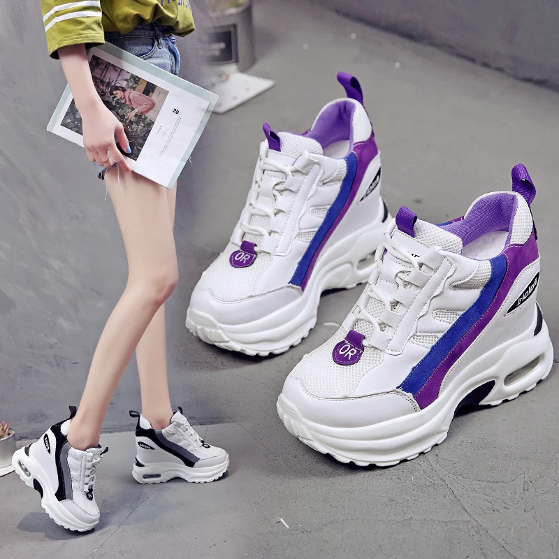 Женские кроссовки на танкетке 9 см кожаные дышащие платформе и высоком каблуке