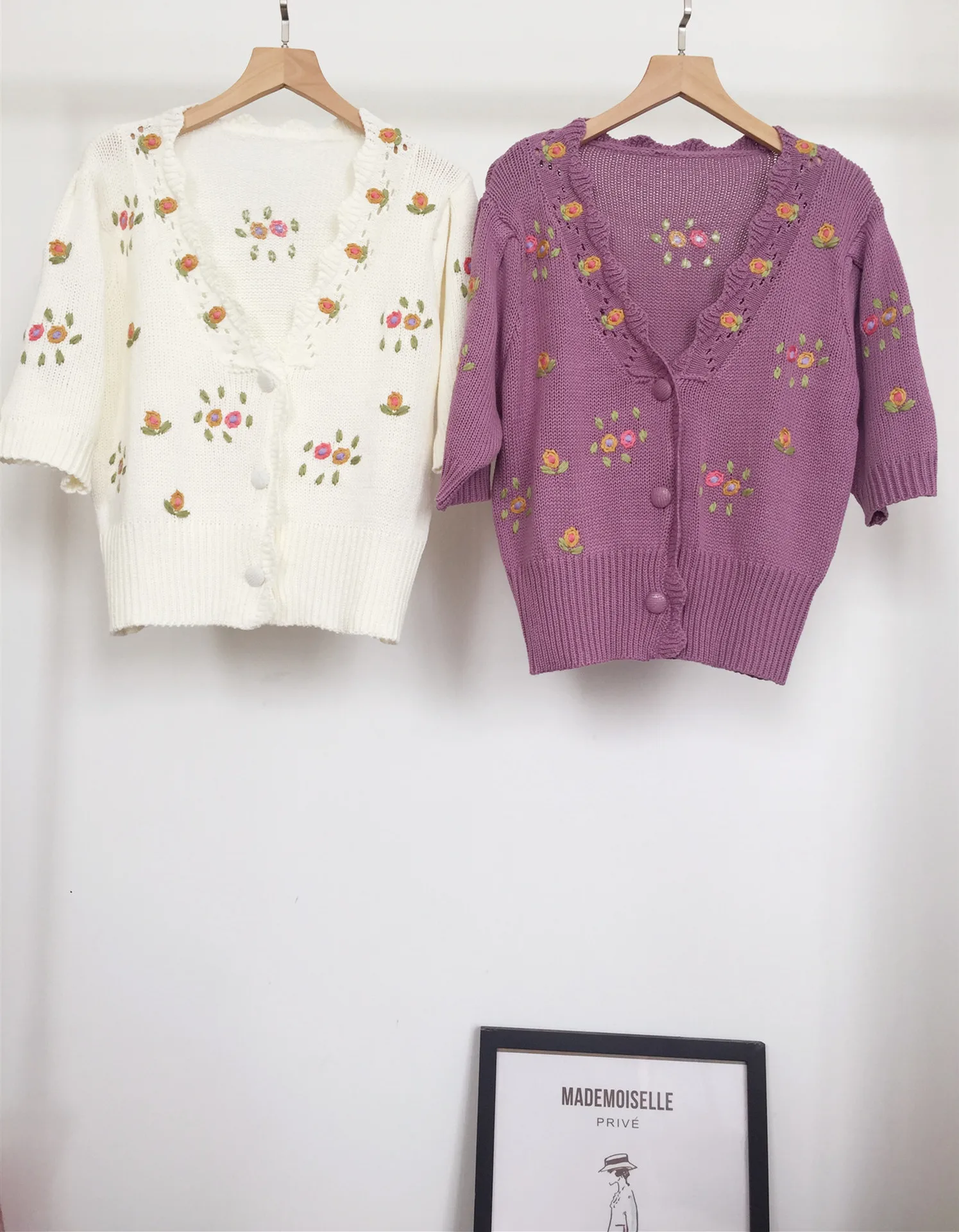 

Women Sweater 2021 Spring and Summer New Knitted Cardigan Fashionable Casual Sweet Flower Short Sleeve Knitted Cardigan Top