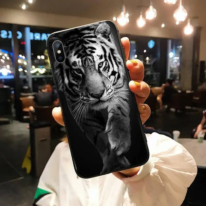 

tiger lion case for airpods shell Phone Case for iPhone 11 12 pro XS MAX 8 7 6 6S Plus X 5S SE 2020 XR