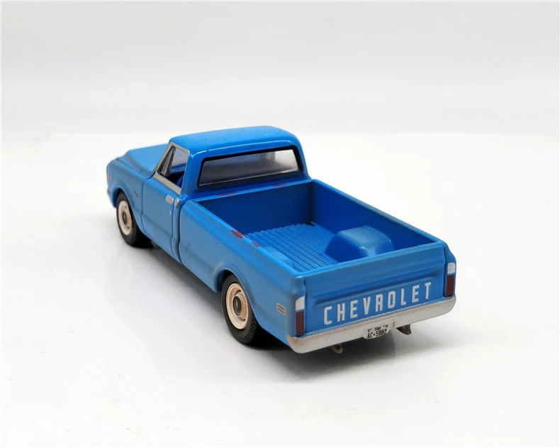 1: 64 зеленый свет Chevrolet C-10 пикап 1971 синий без коробки