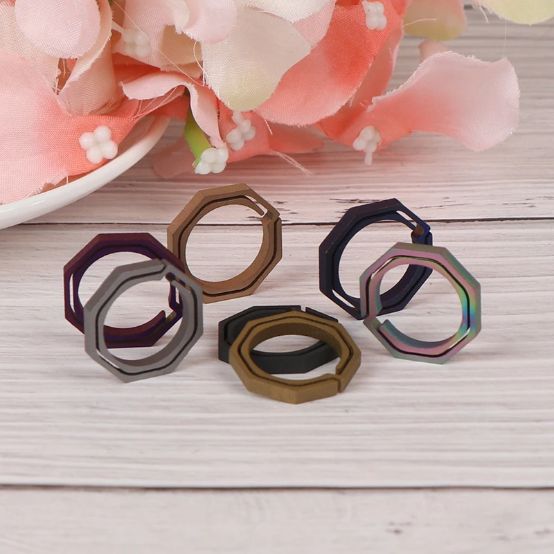 

1PC Titanium Alloy TC4 Key Chain Ring Handmade Buckle Keychain Men Key Holder Metal Car Octagon Key Ring 7 Colors