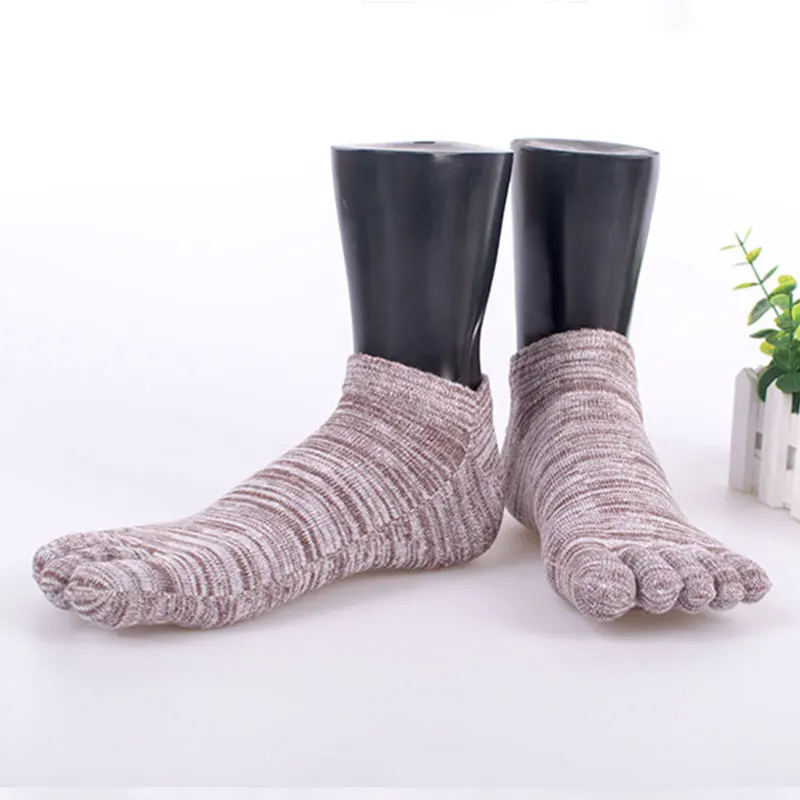 Мужские носки дышащие хлопковые с пальцами для мальчиков однотонные модные