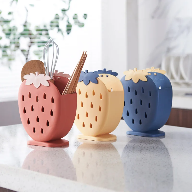 

Cute Strawberry Chopsticks Holder Drain Rack Hollow Cutlery Drainer Spoon Fork Knife Shelf Holder Kitchen Racks Holders