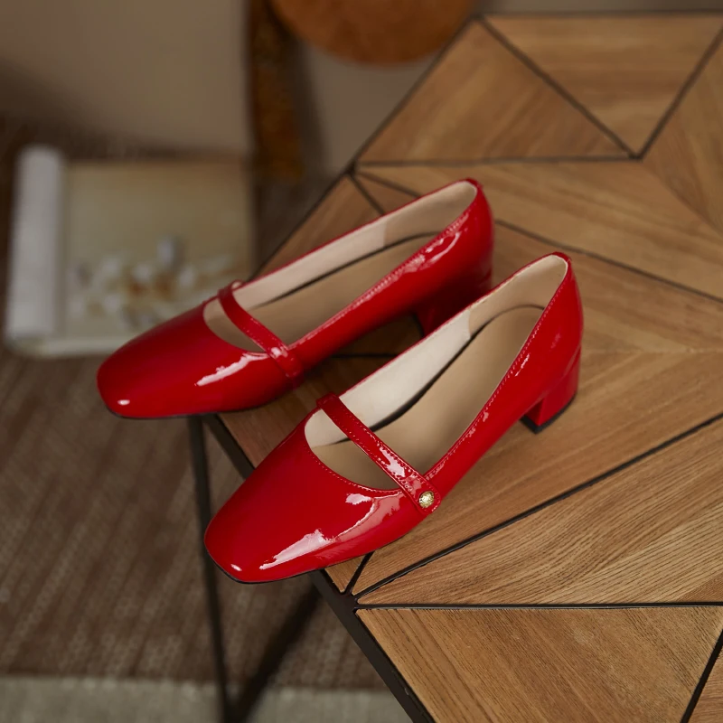 

Newest Genuine Leather metal Decoration med Heels Women Shoes Shallow Sweet Shoes For Women 2021 Party Shoes Woman