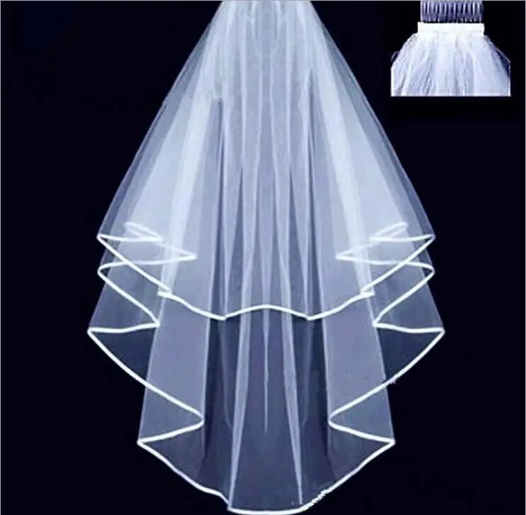 Женская свадебная фата двухслойная короткая с ленточным краем свадебный