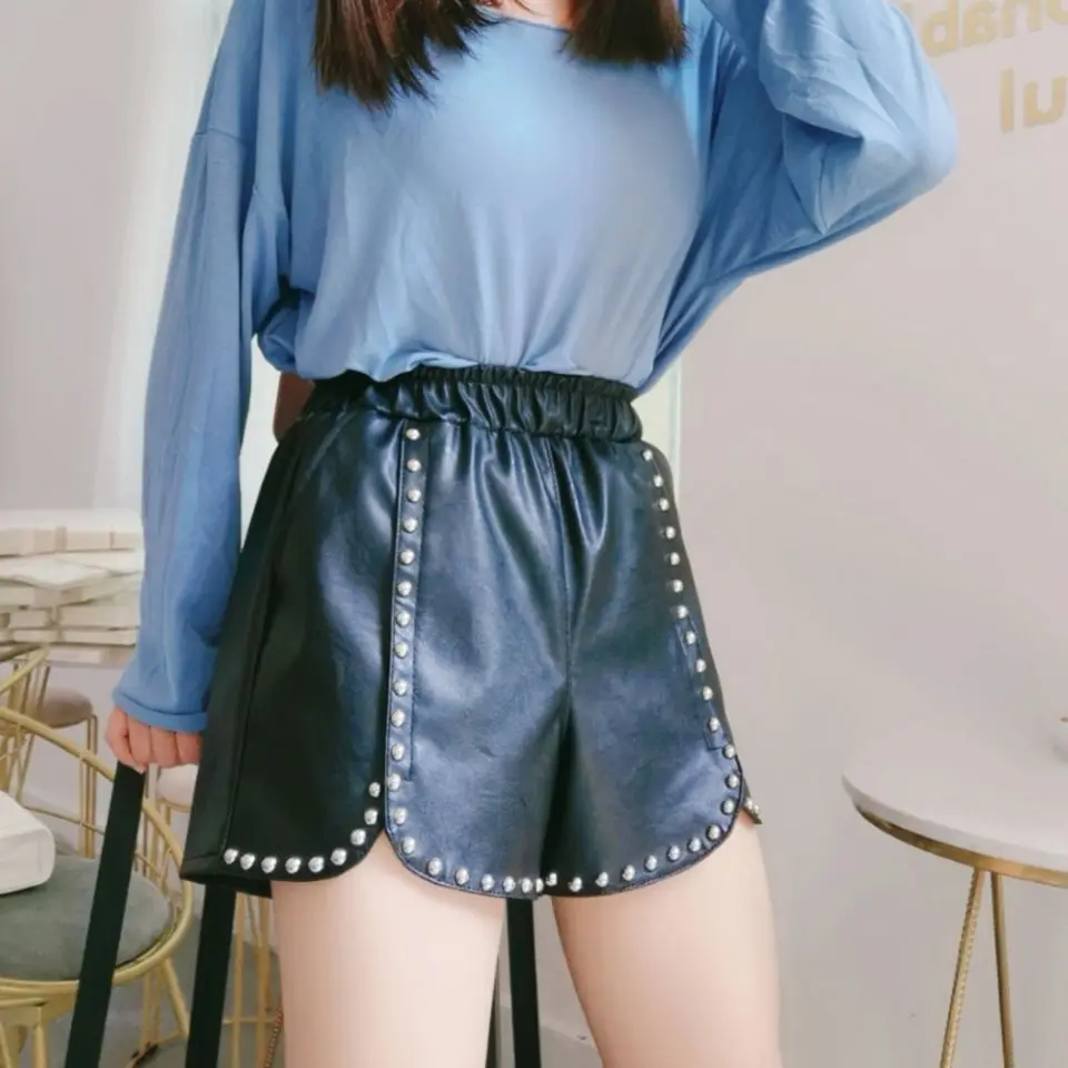 

2021 Autumn Winter Women Elegant Faux Leather Shorts Female High Waist Wear Shorts Ladies Beading Casual A-line Shorts H427