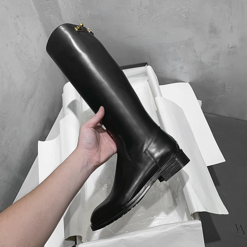 Женские сапоги-мартинсы до колена из натуральной кожи золотистого цвета с