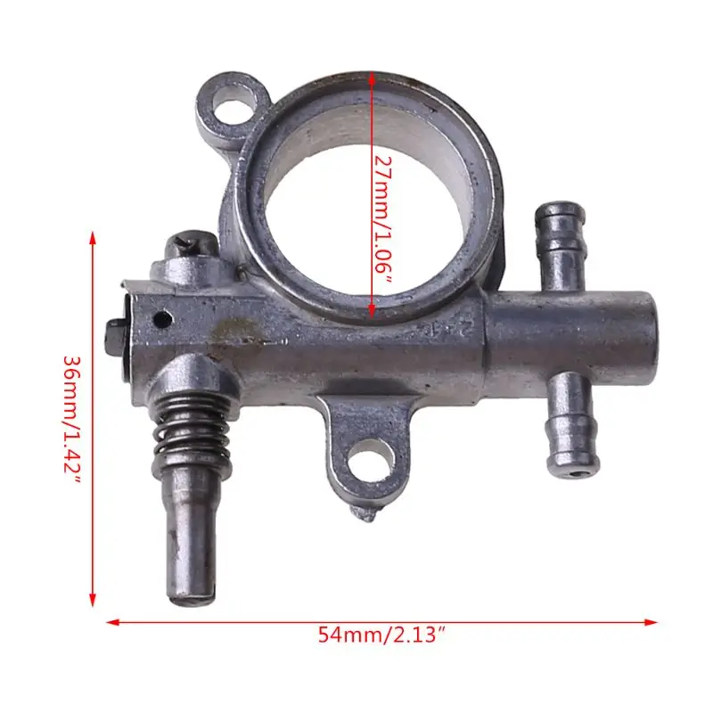 

G8DA 2500/3800 Chainsaw Spare Parts Chainsaw Oil Pump With Worm Drive Gear Fits 25CC