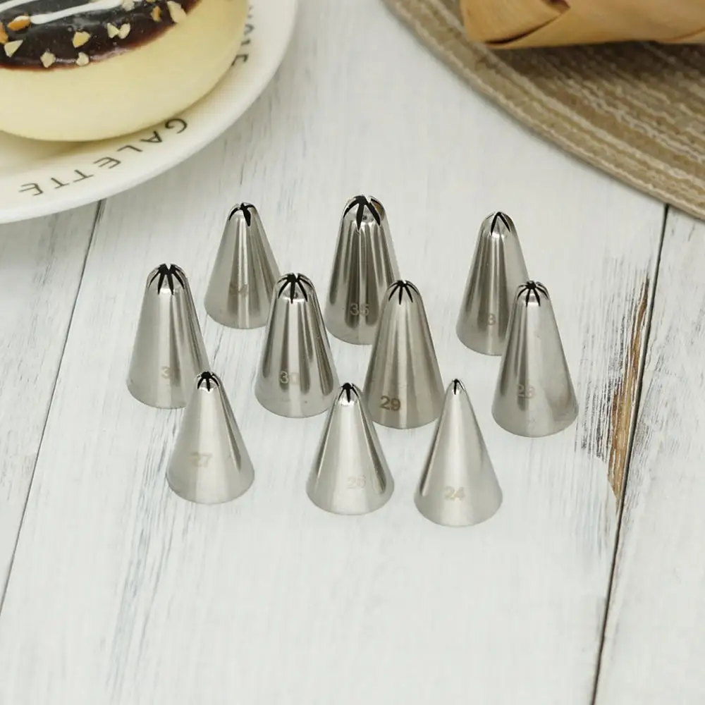 

Small Size Closed Star Shape Piping Nozzle For Pasting Cream Cake Cupcake Decorating Icing Tips DIY Baby Snack Meringue