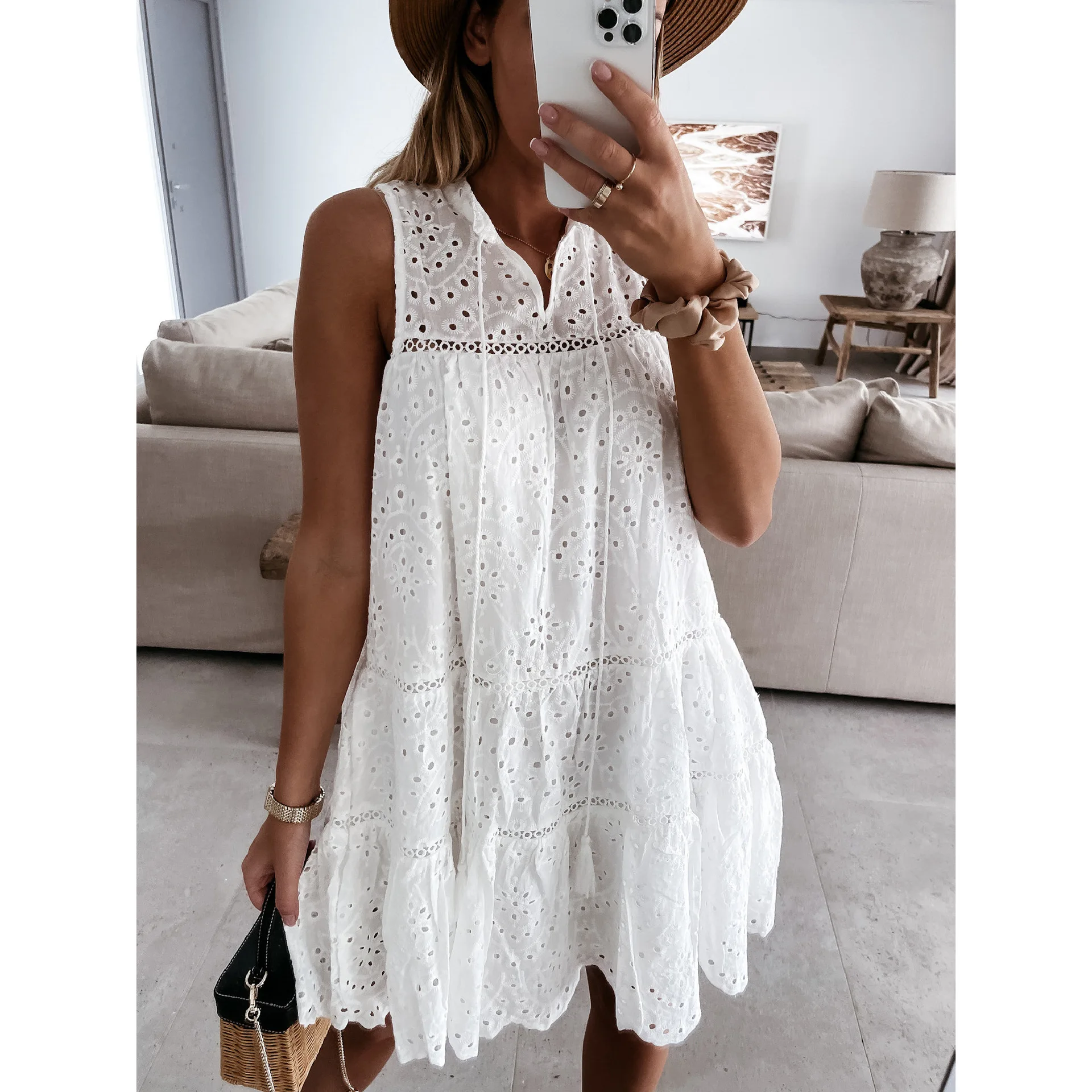 

Summer Women Dress Sexy Backless White Lace Dress Sleeveless V-neck Solid Tassel Sundress Party Hollow Out Dresses Vestidos