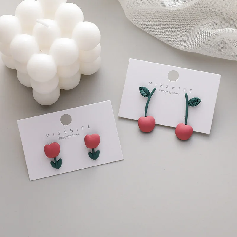 Женские серьги Вишенки с подвесками Винтажные висячие из полимерной глины