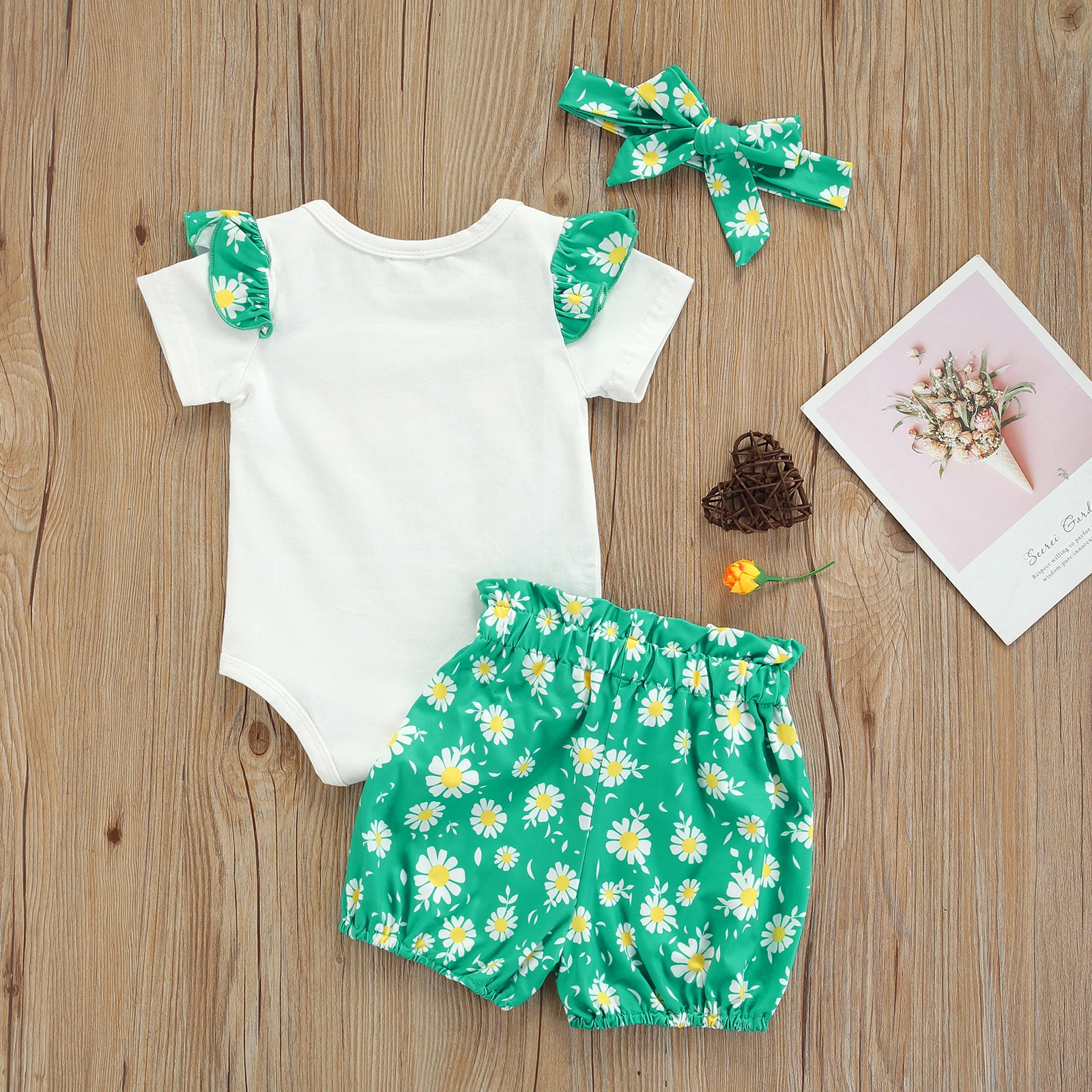 

2021-04-19 Lioraitiin 0-24M Infant Newborn Baby Girls 3Pcs Clothes Sweet Letter Short Sleeve Romper Little Daisy Short Headband