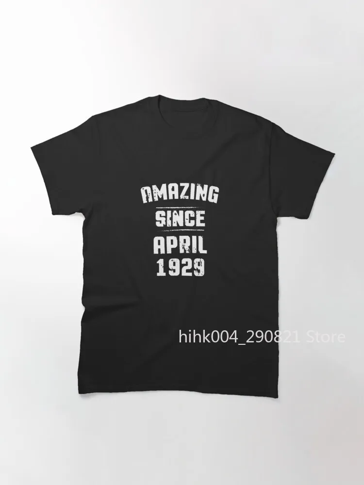 

Удивительная Классическая футболка с апреля 1929 года