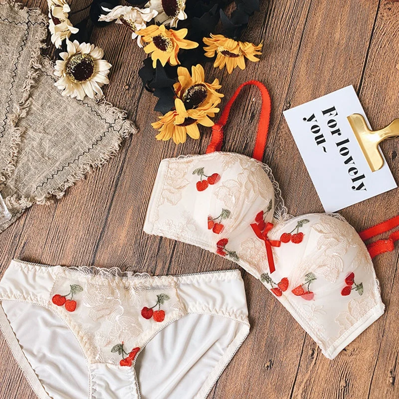 Комплект женского кружевного нижнего белья с принтом фруктов и чашками пуш-ап |