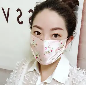 Весенне-летняя Женская Тонкая шелковая маска с цветочным принтом, женская летняя Солнцезащитная маска PM 2,5, дышащая Шелковая Маска для рта R1091