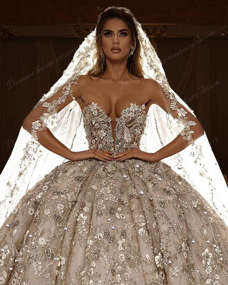 

Luxurious New 2021 African Wedding Dresses Sweetheart Neckline Bridal Dresses Beaded Wedding Bridal Gowns Chaple Train