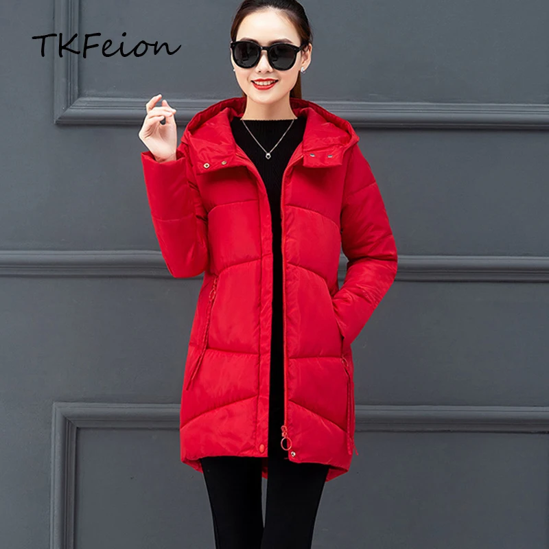 Женская зимняя парка с хлопковой подкладкой теплое пальто средней длины шапкой