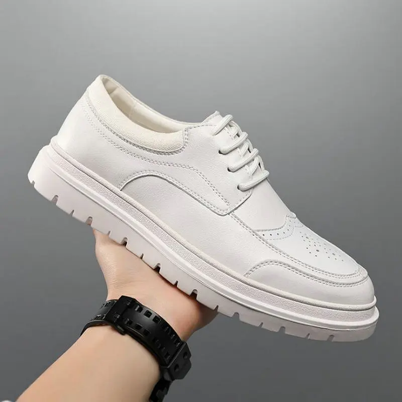 Мужская обувь из замши Цвет черный белый модная прогулочная мужская на плоской