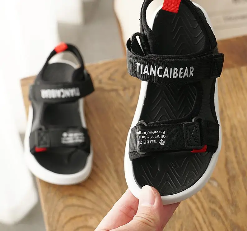 Новинка 2020 года Летняя детская обувь Брендовые сандалии с закрытым носком для