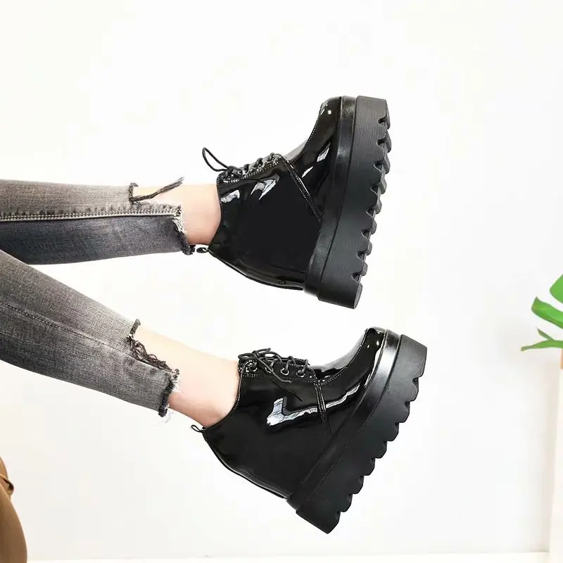 Женские ботильоны из лакированной кожи повседневные ботинки на высокой