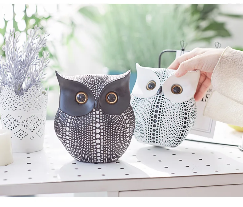 

Creative Gifts Ornaments Resin Statue for Home Decoration Cute Owl Animal Resin Sculpture Art Crafts for Living Room Decoration