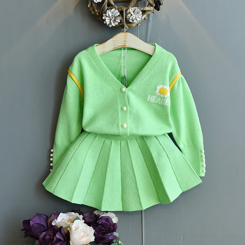 

Girls Knitted Clothes Set Autumn Winter Kids Flower Embroidery Sweater With Pleated Skirt 2 Piece 3-7Y Children Casual Costumes